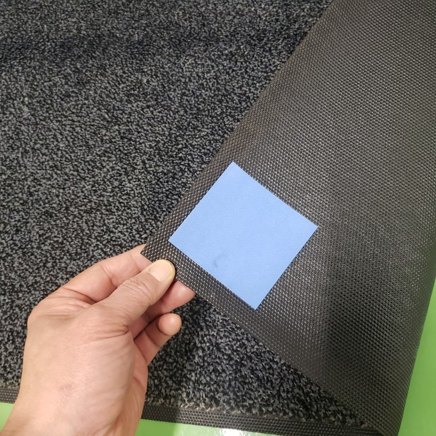 【特許取得】貼って剥がせる「サニー吸着シート」による固定・滑り止め解決策